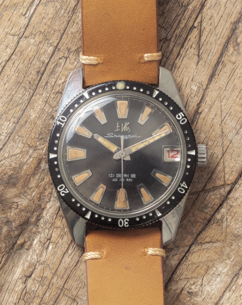 tudor 73090 mini sub